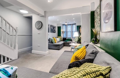 Kemptown House | 128 m² House ∙ 5 bedrooms ∙ 16 guests