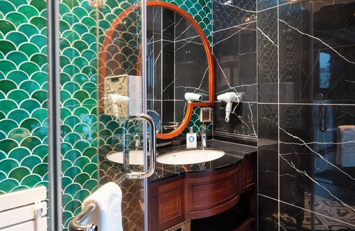 Đien Bien Hotel | 12A&B Dien Bien Phu Hanoi Hotel