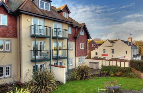 Lyme Regis House | 13 Buckfields