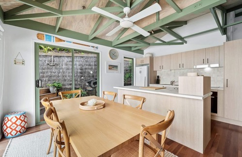 Point Lookout Apartment | 13 Pt Lookout Beach Resort by Discover Stradbroke