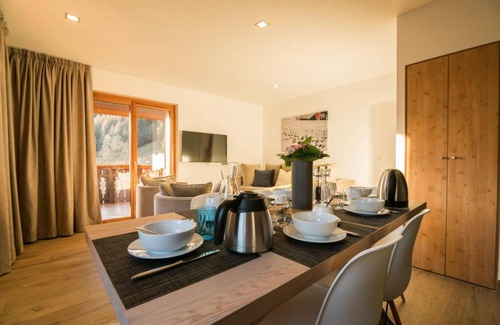 Praz-sur-Arly Ski Chalet | 130 m² Chalet ∙ 3 bedrooms ∙ 9 guests