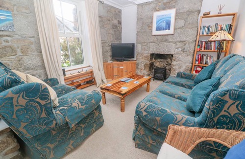 Newlyn Cottage | 130 m² Cottage ∙ 3 bedrooms ∙ 6 guests