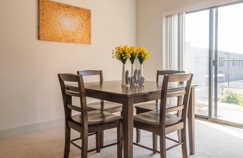 Historic Third Ward Apartment | 130 m² Apartment ∙ 2 bedrooms ∙ 4 guests