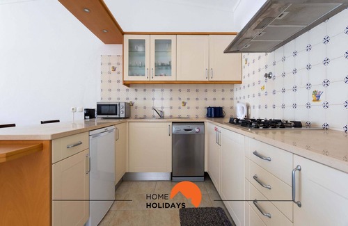 Albufeira Ski Chalet | #134 Vila Dias 2 by Home Holidays