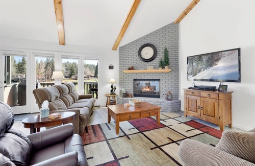 Big Bear Lake Condo | 135 m² Condo ∙ 2 bedrooms ∙ 6 guests