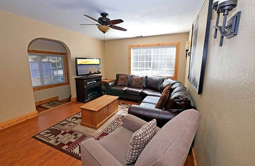 South Lake Tahoe House | 135 m² House ∙ 3 bedrooms ∙ 8 guests