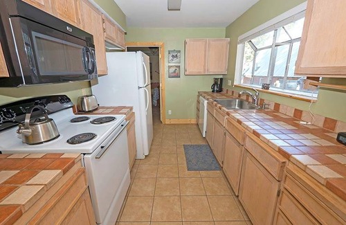 South Lake Tahoe House | 135 m² House ∙ 3 bedrooms ∙ 8 guests