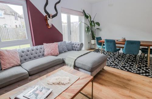 Bonnyrigg House | 14 Old Market Place