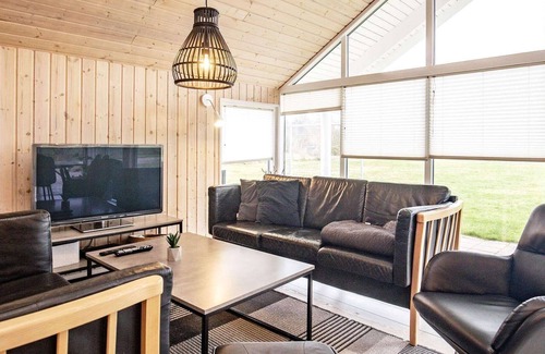 Sundstrup House | 14 person holiday home in Højslev