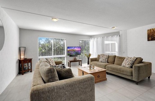 Point Lookout Apartment | 14 The Islander Resort