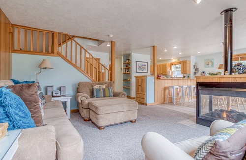 Shorepine Village House | 140 m² House ∙ 3 bedrooms ∙ 5 guests