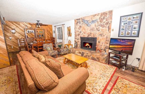 Al Tahoe House | 141 m² House ∙ 3 bedrooms ∙ 6 guests