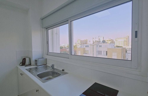 City Centre Apartment | 142 NIC 1 - Stay City Life 1 Apartment