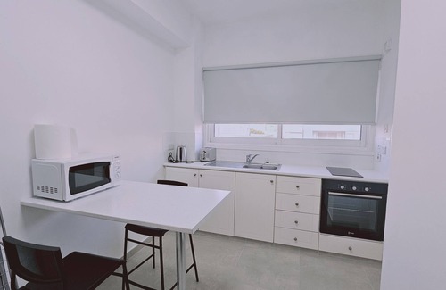 City Centre Apartment | 142 NIC 1 - Stay City Life 1 Apartment