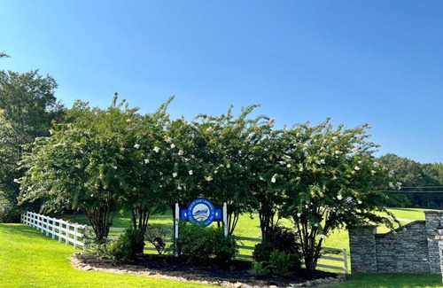 Flatwoods RV Rental | 142B TRI-STAR TRAVELS SITE 17