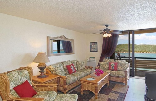 Bolongo Bay Condo | 1440 Watergate Villas