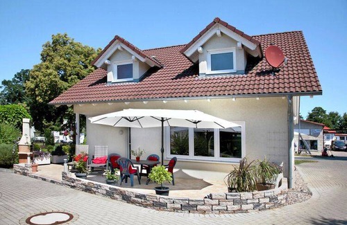 Mirowdorf House | 145 m² House ∙ 4 bedrooms ∙ 10 guests