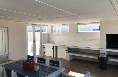 Westcliff House | 147 Abalone-Inn