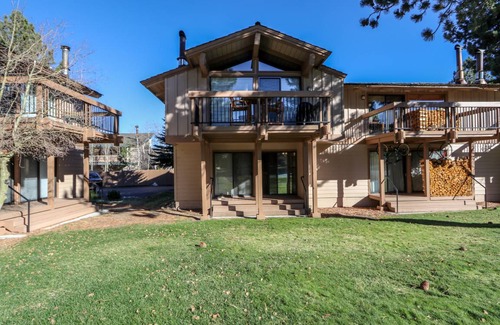 Mammoth Lakes Condo | 149 m² Condo ∙ 3 bedrooms ∙ 8 guests