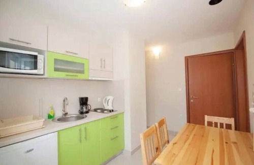 Jadranovo Apartment | 14Person Combination Apartment 4 Apartments Combined