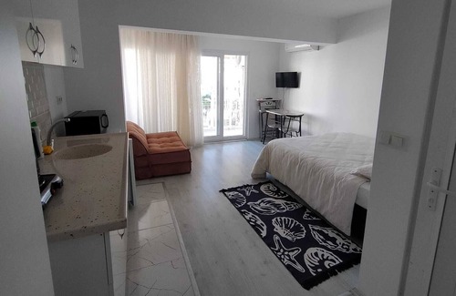 Lara Apartment | 15 Minutes to Airport 200 m to Lara Beach