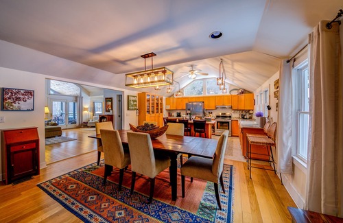 Pittsfield House | 15 Minutes to Killington - 2 Living Rooms - Private Mountain Views