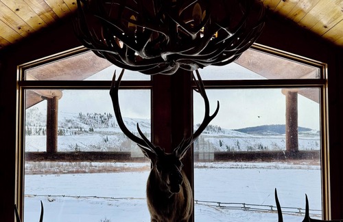 Kelly Cabin | 150 acre Elk Track Ranch cabin & ranch Rentals 1.5hr to Jackson Hole Town Square