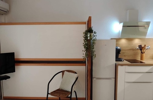 Frejus Port Apartment | 150 m from the beach, superb studio with basement parking