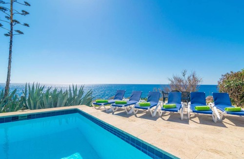 Cala Serena Villa | 150 m² Villa ∙ 3 bedrooms ∙ 6 guests