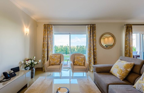 Atalaia Villa | 150 m² Villa ∙ 4 bedrooms ∙ 8 guests