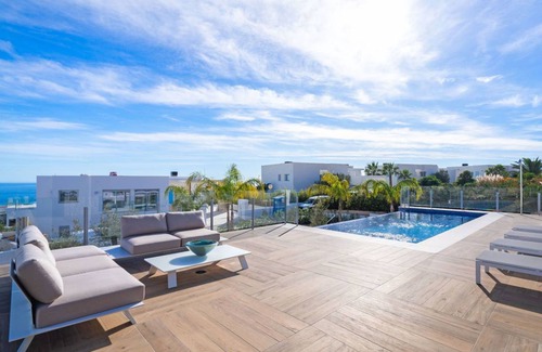 Cumbre del Sol Villa | 150 m² Villa ∙ 4 bedrooms ∙ 8 guests