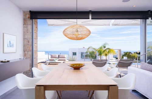 Cumbre del Sol Villa | 150 m² Villa ∙ 4 bedrooms ∙ 8 guests