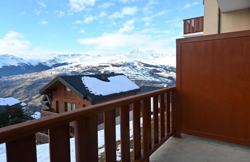 Vallandry Apartment | 150m from ski slopes, 1st floor, tv, ski locker, 52m², Peisey-Vallandry
