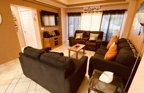 Sandy Beach Condo | 152 m² Condo ∙ 2 bedrooms ∙ 6 guests