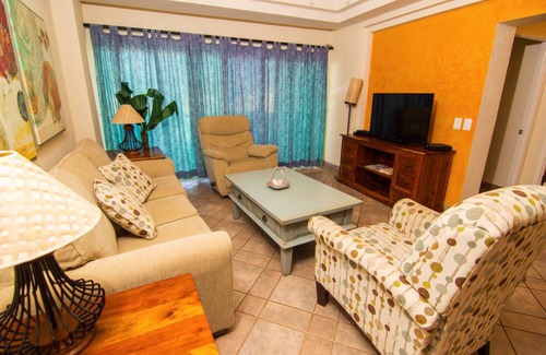 Sandy Beach Condo | 152 m² Condo ∙ 2 bedrooms ∙ 6 guests