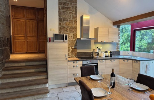 Plounerin Other | 15th century Breton manor house - 4 bedrooms - 3 bathrooms - Wifi - sleeps 8