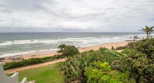 Umhlanga Apartment | 16 Bronze Bay