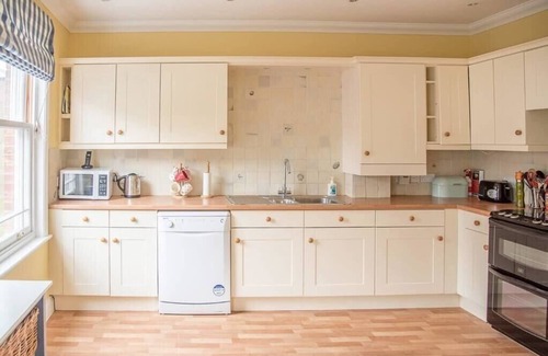 Aldeburgh House | 16 Hartington Road, Aldeburgh