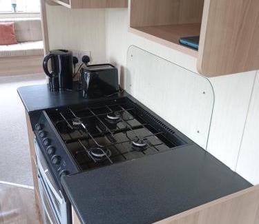 Fishguard Other | 16 Vale Park