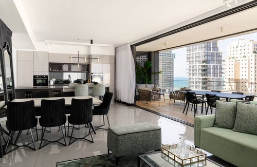 Kerem HaTeimanim Apartment | 160 m² Apartment ∙ 4 bedrooms ∙ 8 guests