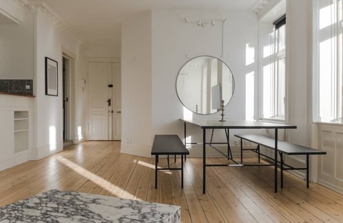 Copenhagen City Centre Apartment | 160 m² Apartment ∙ 3 bedrooms ∙ 8 guests