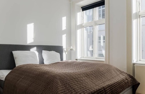 Copenhagen City Centre Apartment | 160 m² Apartment ∙ 3 bedrooms ∙ 8 guests