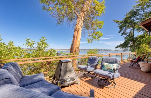 Coupeville House | 160 m² House ∙ 2 bedrooms ∙ 8 guests