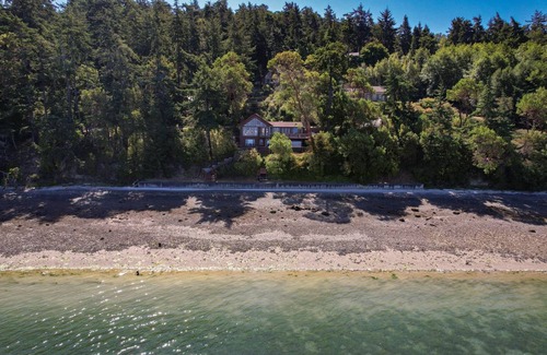 Coupeville House | 160 m² House ∙ 2 bedrooms ∙ 8 guests