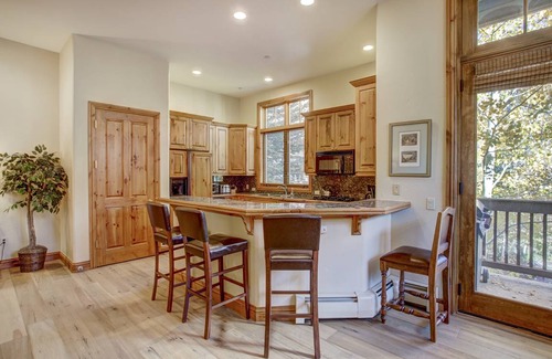 Edwards House | 167 m² House ∙ 3 bedrooms ∙ 6 guests