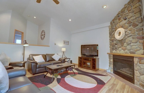 Wildernest House | 168 m² House ∙ 3 bedrooms ∙ 6 guests