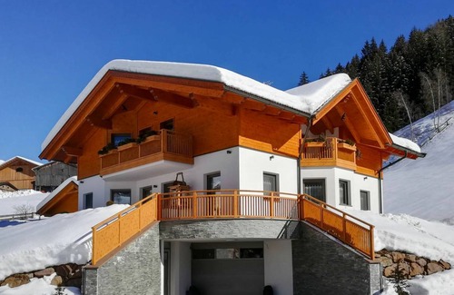 Sarentino Apartment | 169 m² Apartment ∙ 6 bedrooms ∙ 14 guests
