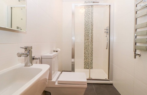 Torcross Cottage | 17 AT THE BEACH, pet friendly, country holiday cottage in Slapton