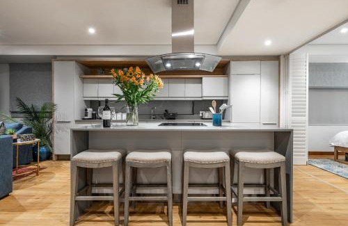 Westcliff Apartment | 17 Marine, 2 Bedroom Sea-Facing Apt101