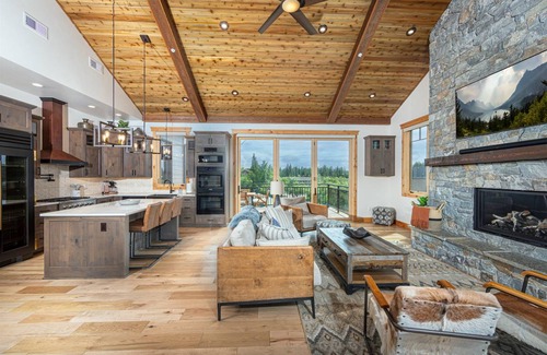 Whitefish House | 171 m² House ∙ 3 bedrooms ∙ 8 guests